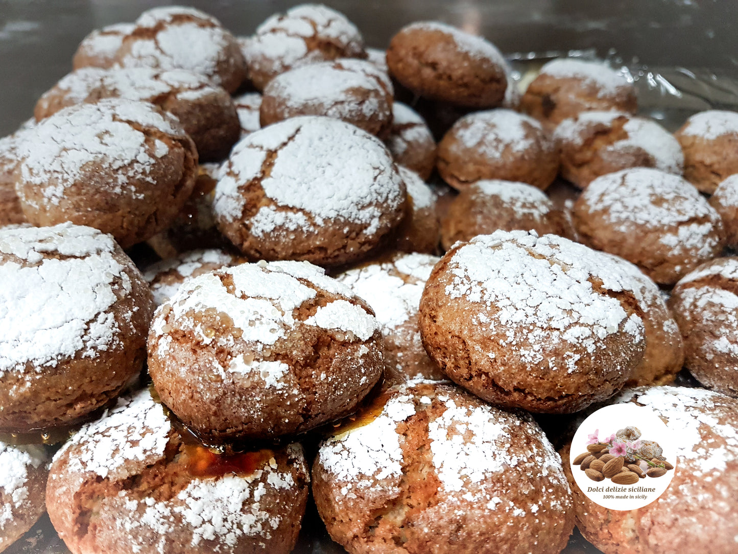 Biscotti amaretti alle mandorle Dolci delizie siciliane