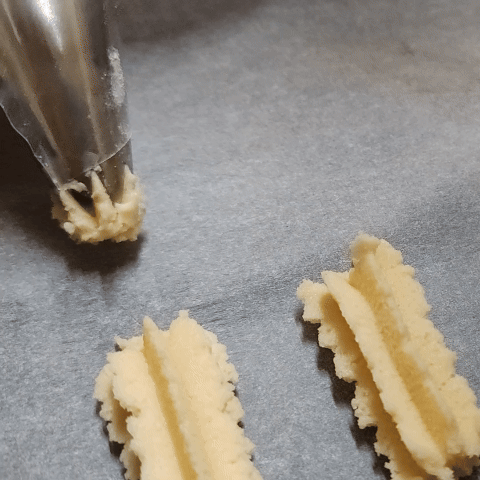 Preparazione biscotti al burro cookies con sacca a poche dolci delizie siciliane 